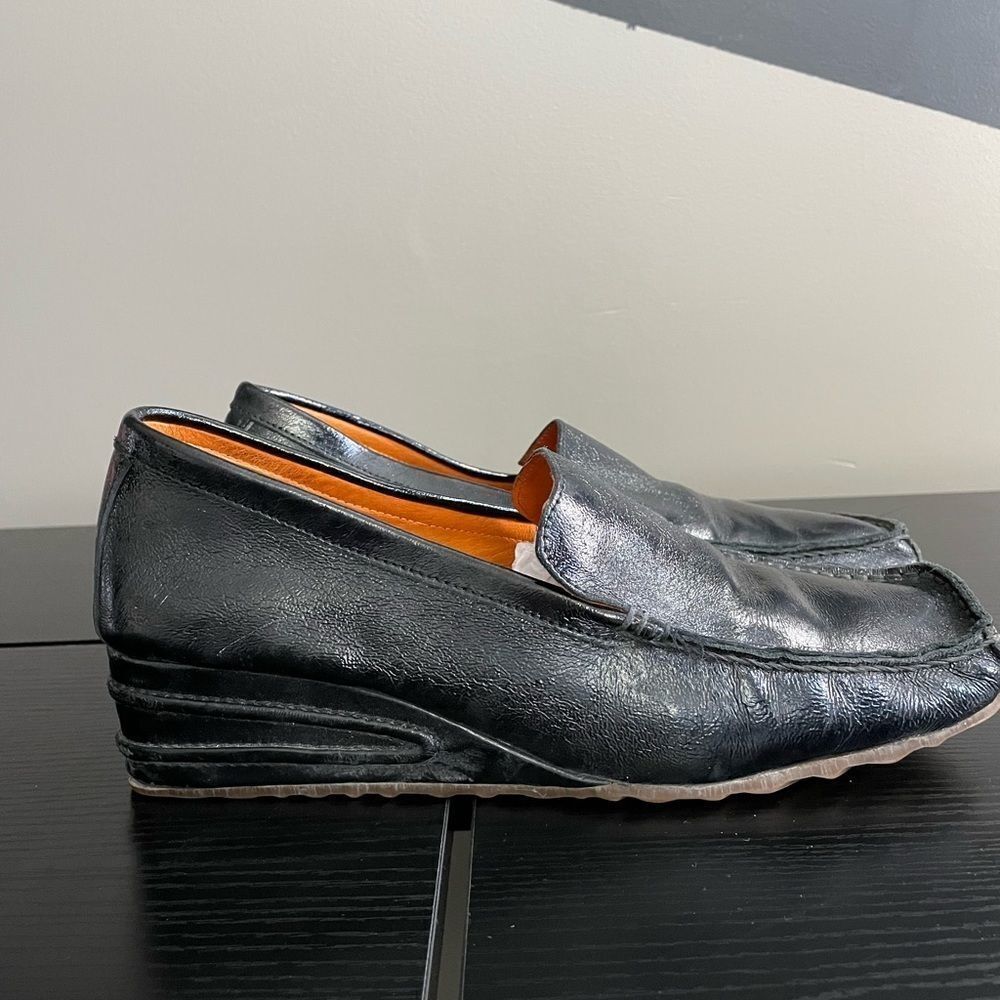 Dollhouse Sly Square Toe Rubber Bottom Wedge Driving Slip On Loafer, 9